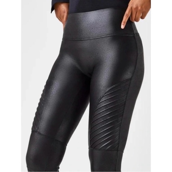 SPANX Faux Leather Moto Leggings Size M Black - Picture 2 of 9